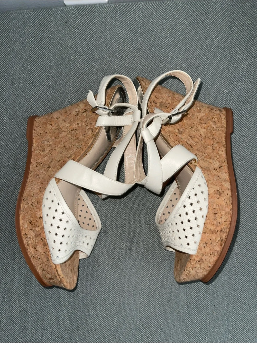 Vince Camuto stylish white